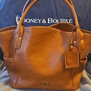 Dooney&Bourke Kristen Tote
